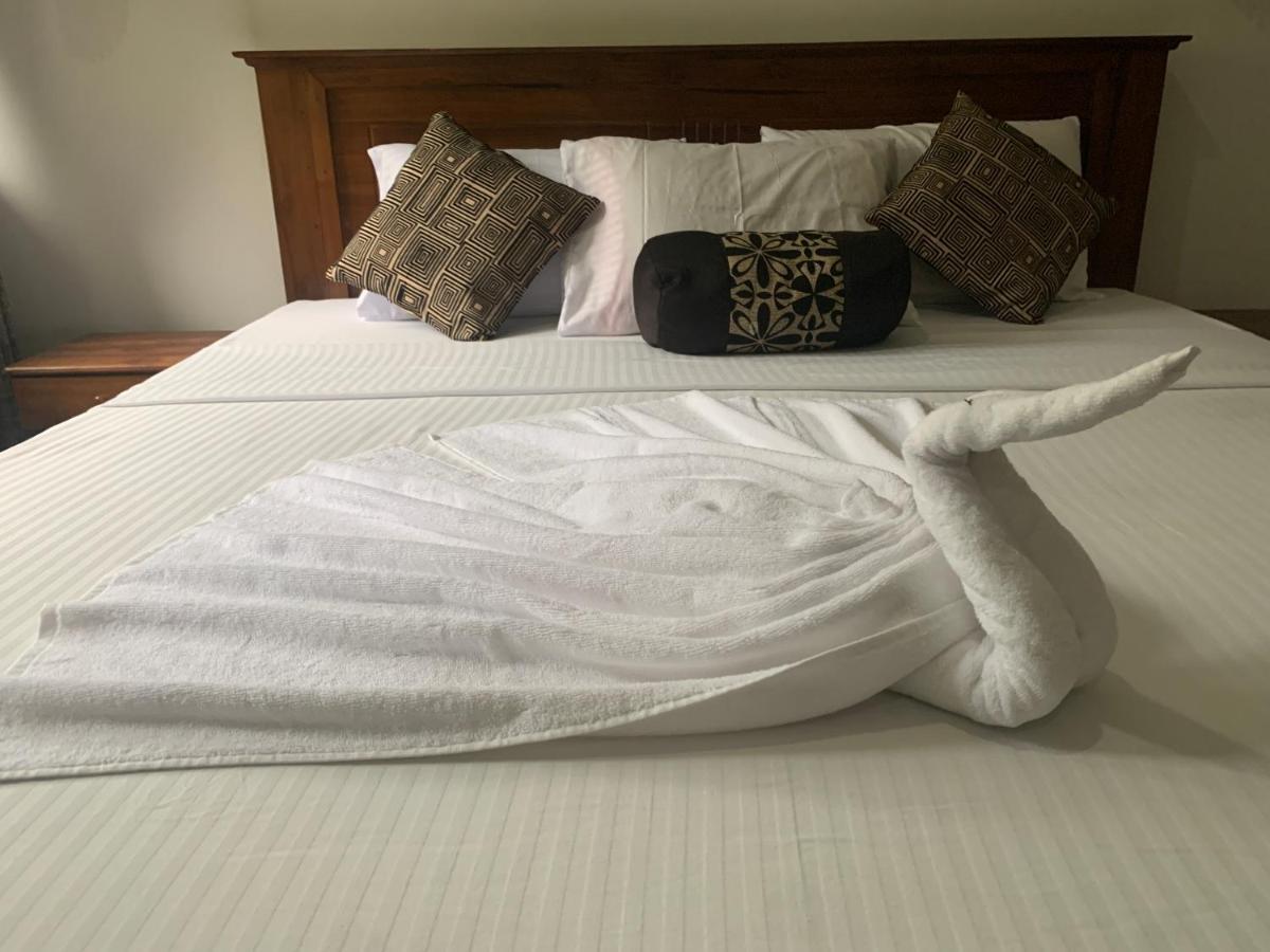Why Not Mansion Hostel Habaraduwa Central Εξωτερικό φωτογραφία